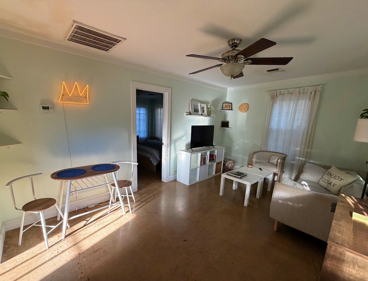 Charming House | Walk to Bars, Restaurants, Art+