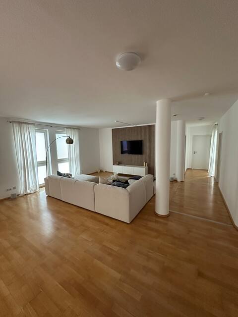 Extraordinary Old Town Apartment