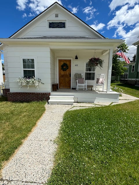 Top Airbnb: Home Sweet Home on Broadway in Red Lodge