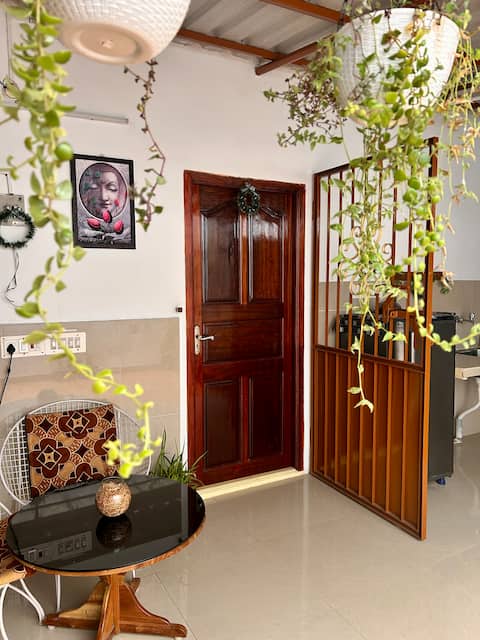 #Cozy Private Stay w/ Terrace- ‘Suzzie Retreat'