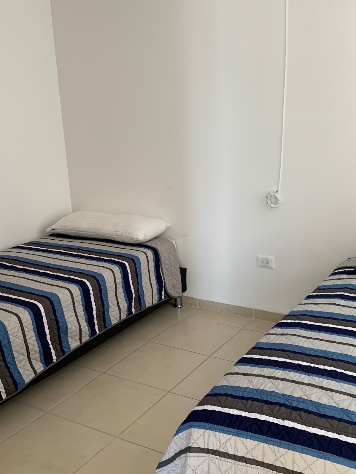 غرفة النوم 2