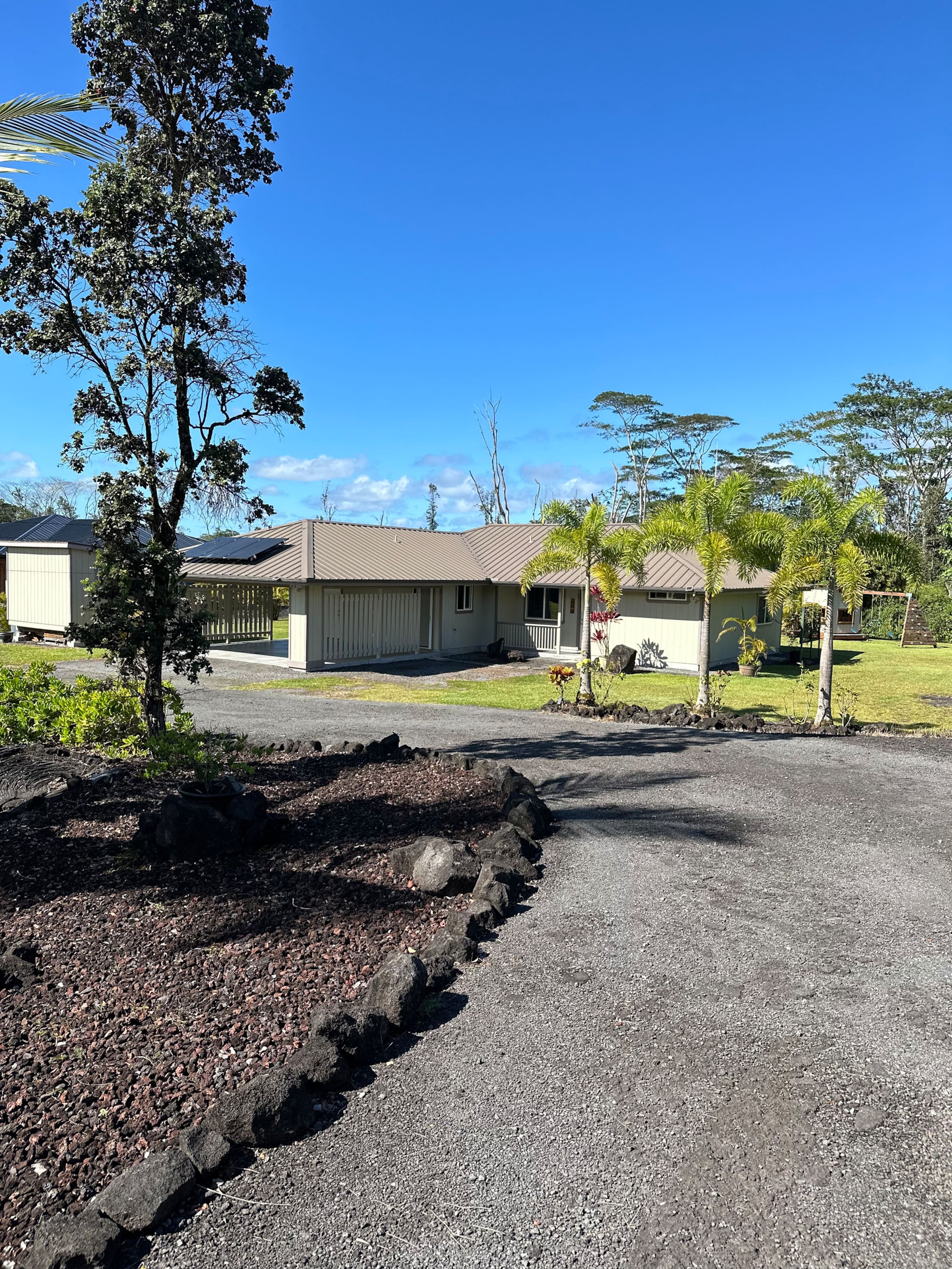 Home in Keaau · ★5.0 · 3 bedrooms · 4 beds · 2 private baths - Photo 28