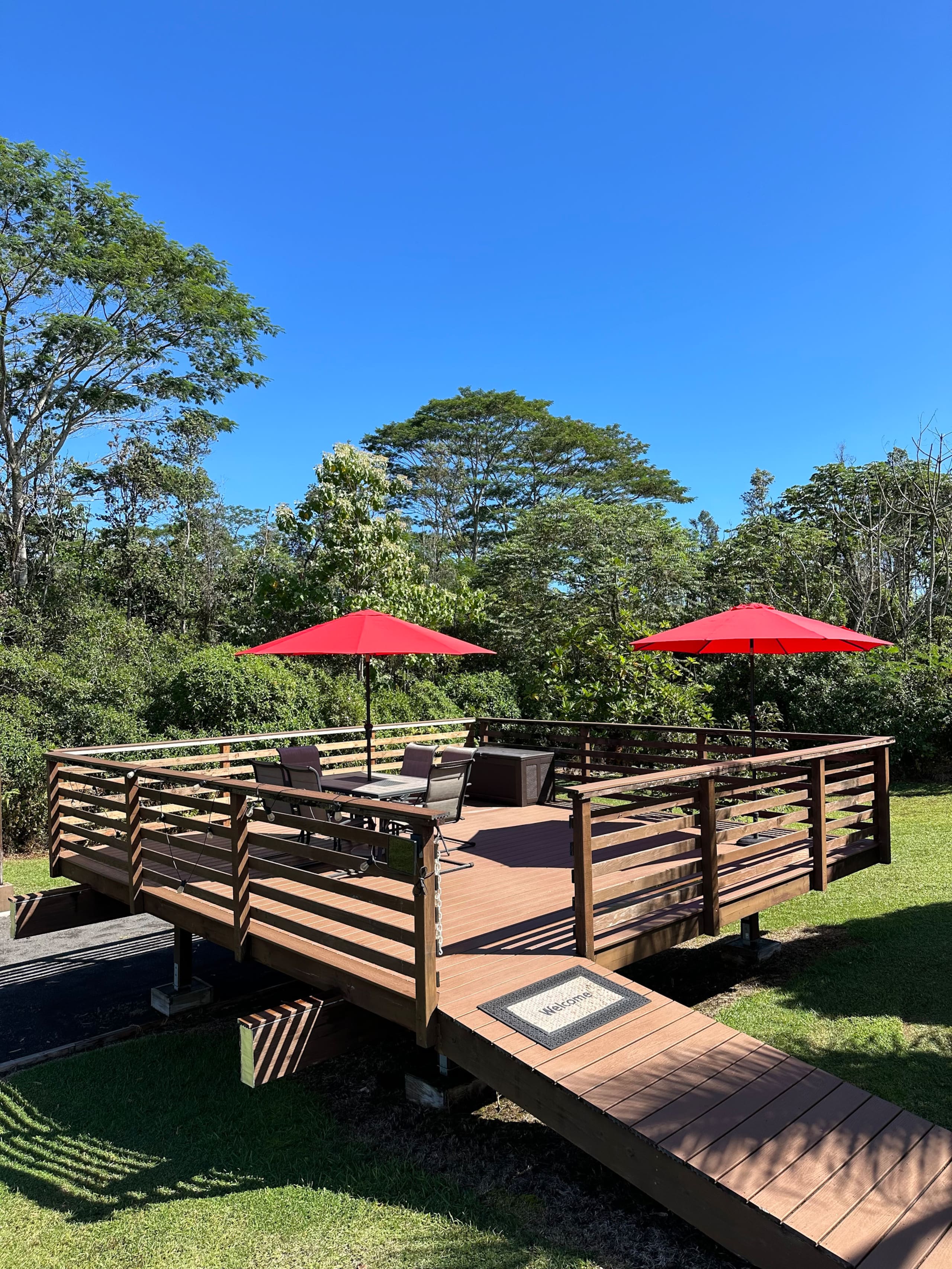 Home in Keaau · ★5.0 · 3 bedrooms · 4 beds · 2 private baths - Photo 32