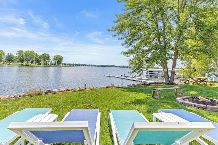 Lakefront Retreat|4BR|Game Room|Sleeps 11