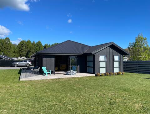 Sunny warm home in Kinloch