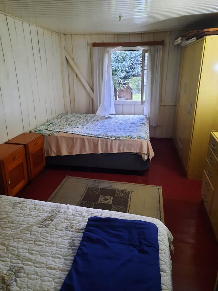 საძინებელი 1