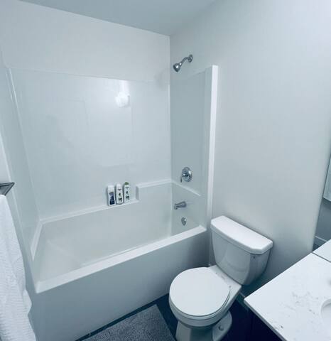 Charming Home with coffee cup & Parking gallery image 4