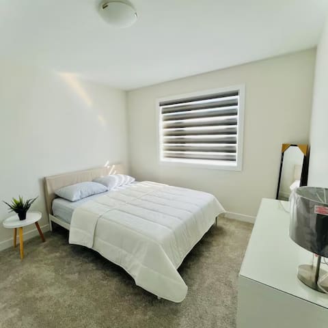 Charming Home with coffee cup & Parking gallery image 5