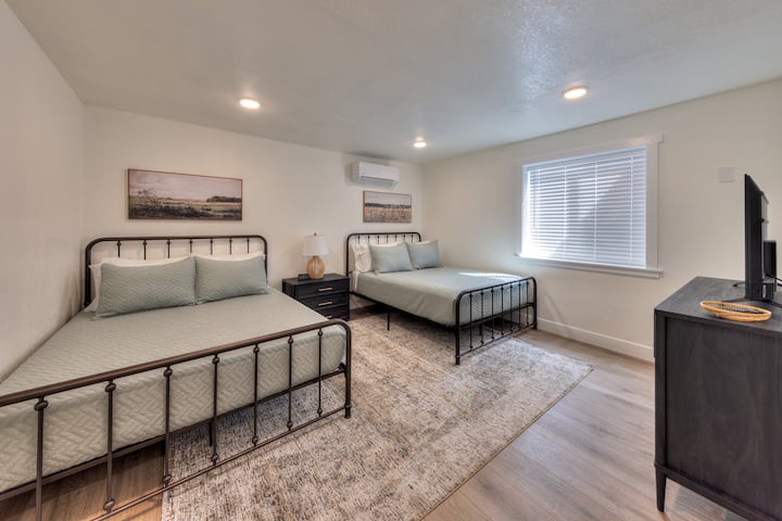 საძინებელი 1