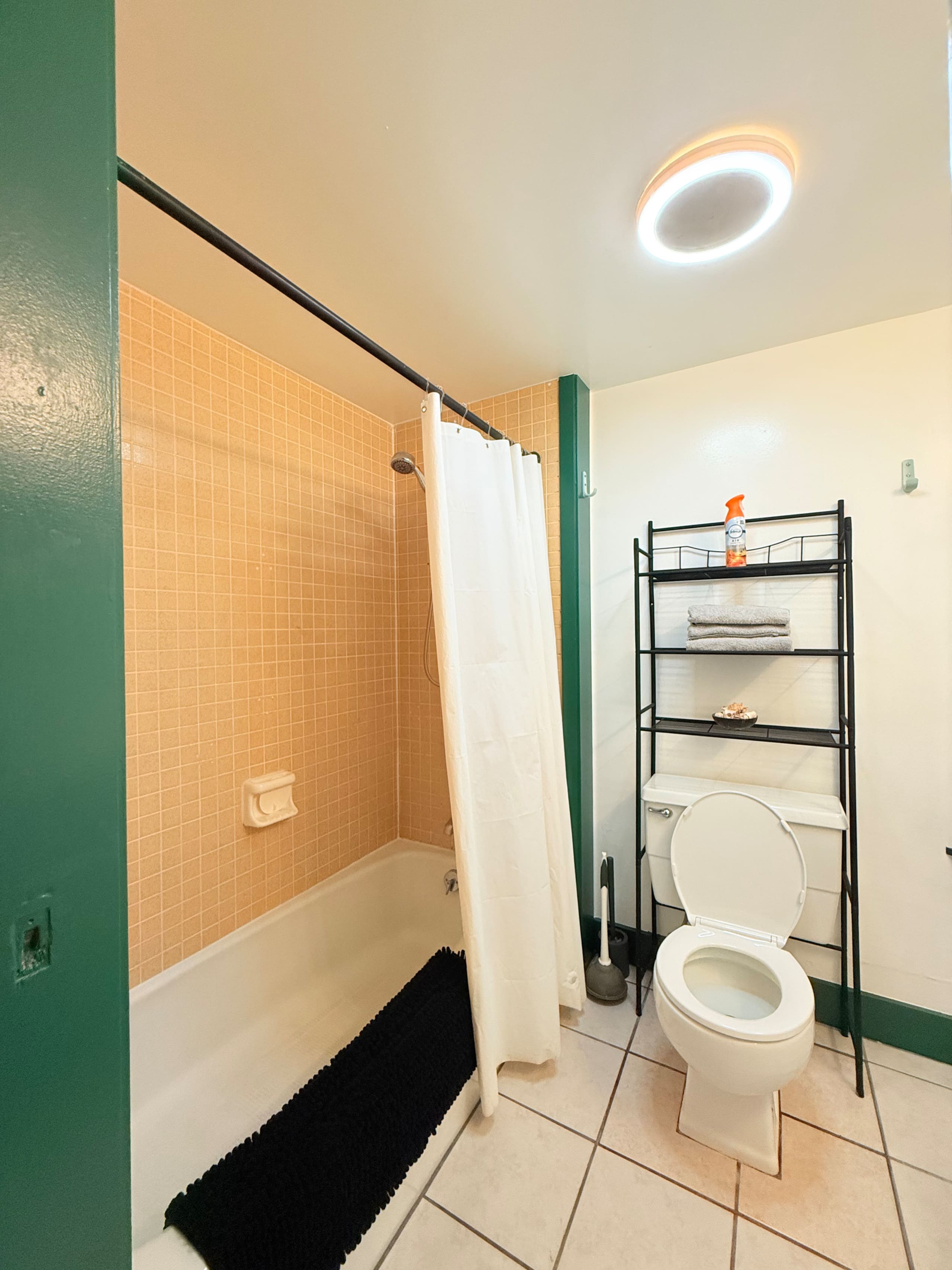 Banana Villa 1bedroom/1bath - Photo 13