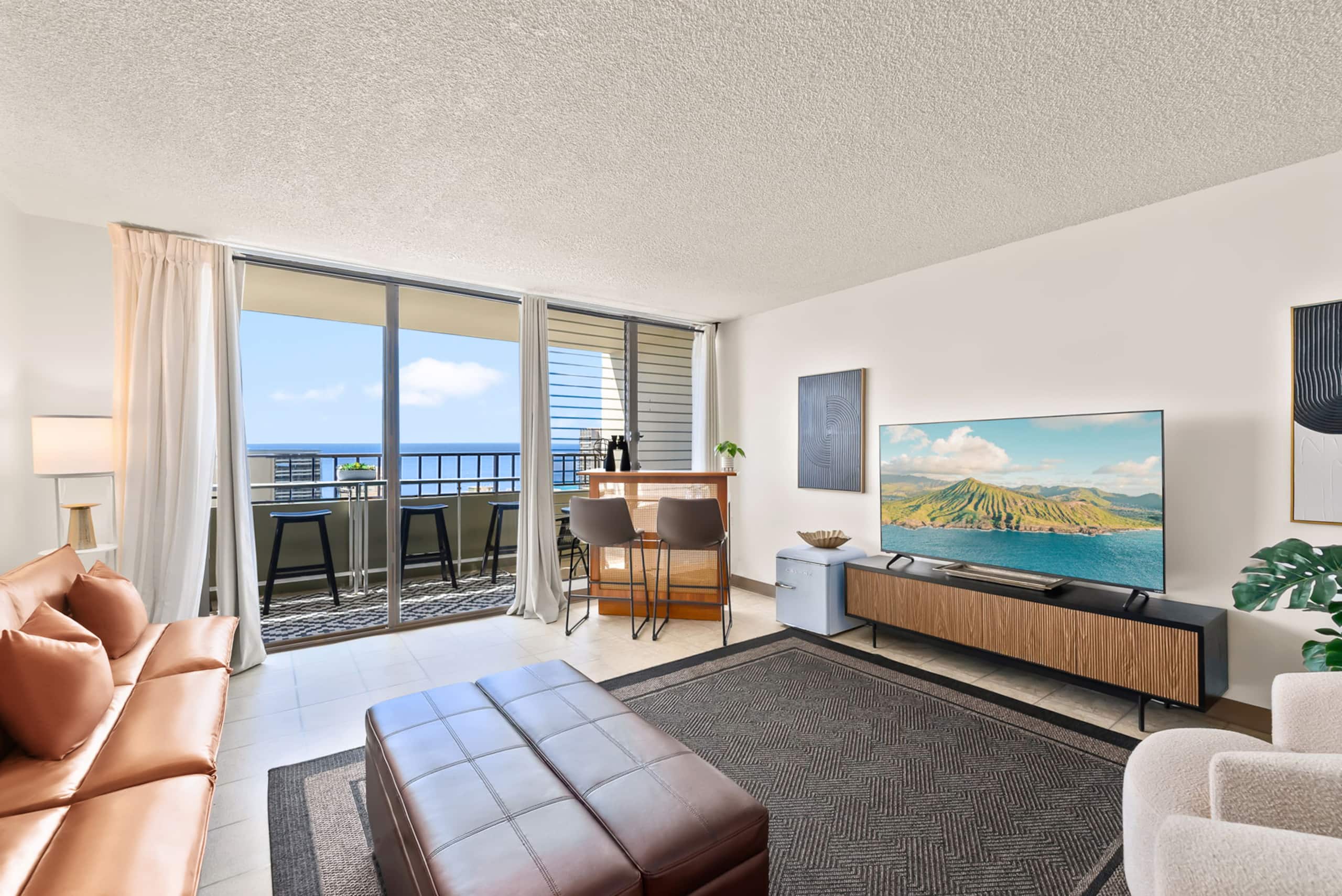 Condo in Honolulu · ★5.0 · 2 bedrooms · 5 beds · 2 private baths - Image 10