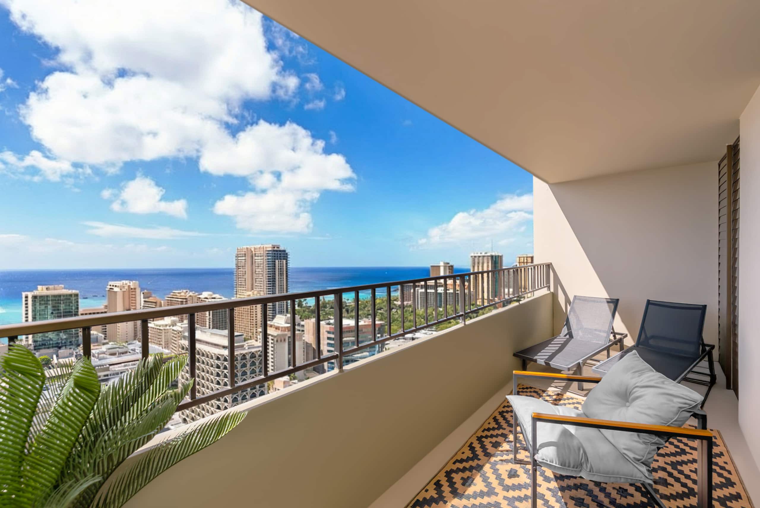 Condo in Honolulu · ★5.0 · 2 bedrooms · 5 beds · 2 private baths - Image 35