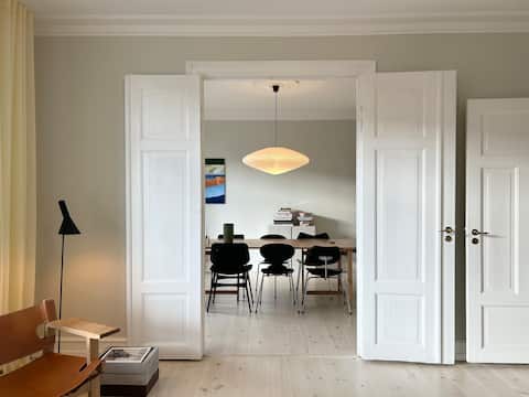 Top Airbnb: Vesterbro Design Flat: Meatpacking + City Center in Vesterbro Kongens Enghave