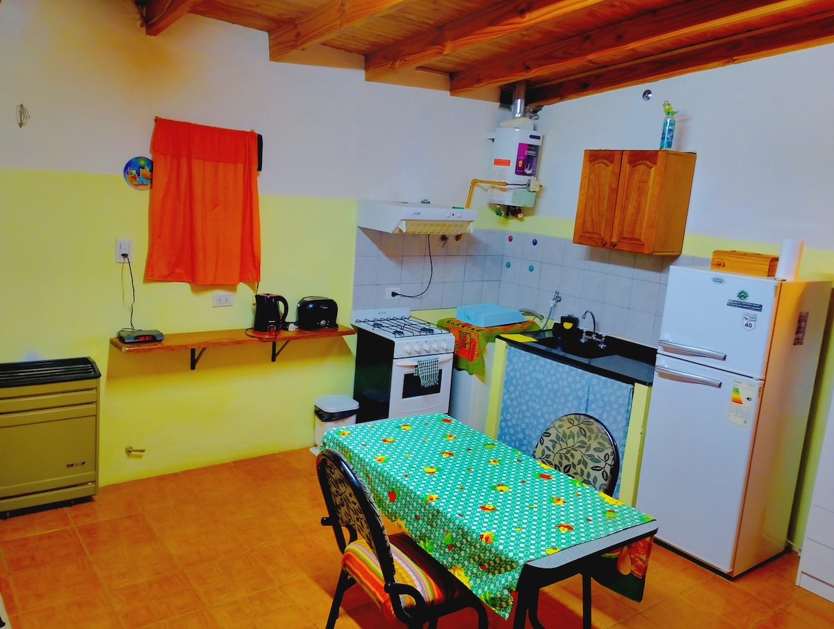 Top Airbnb: BBB apartment 3 blocks from Ruta Nac 22 in Neuquén