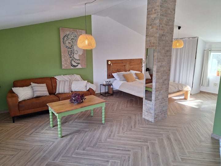 Cozy Studio With Pool ,Nearby Tomar. Casa Dani - トマル