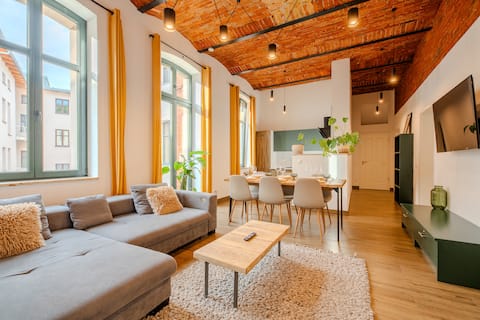 L&C | living in a factory | luxury 120 m² | WLAN