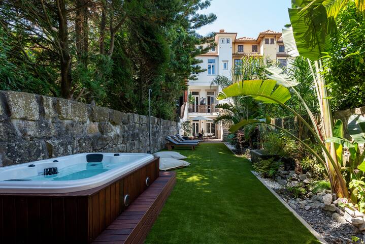 BmyGuest-The Marquis Luxury Garden Apartment (N76) gallery image 5