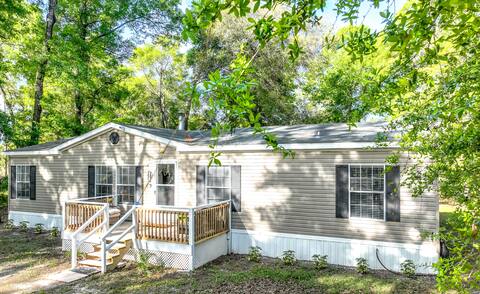 Ideal Location in Live Oak area!