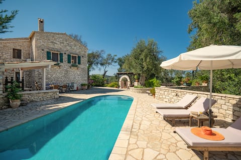 Villa Lenio Paxos
