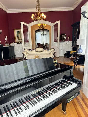 The Hamilton Hoppin Mansion | 9 Suites gallery image 3