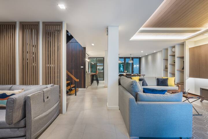 Modern Stay in Ekkamai &ThongLor +Airport Transfer gallery image 3