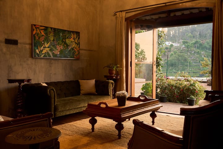 The Observatory: Vintage Style Villa, Kotagiri - Coonoor