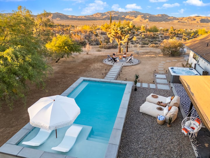 Joshua Tree Pool Desert Heart | Stargazing Dome | Pool | Spa - Houses for Rent in Joshua ...