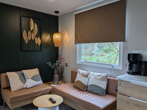 Cozy Tiny SolHouse 4 | 5* Location Near Groningen