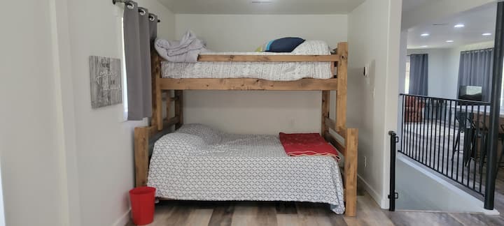 Pocatello Creek Guest House - Pocatello, ID