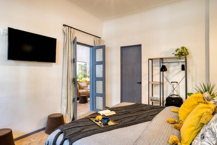 3BR/3BA House in JE, Condesa. gallery image 5