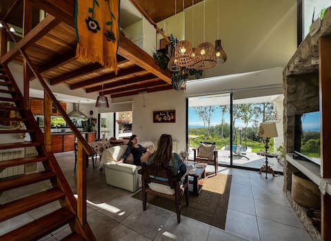 Cabin, Lomas del Champaquí