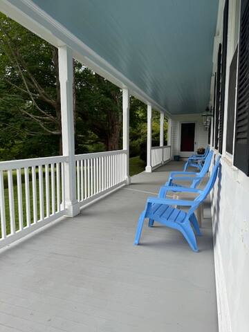 Coastal Farm at Ninigret Pond Sleeps 4 – 12 People gallery image 3