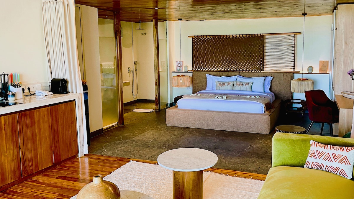 Serviced apartment in South Kuta · 1 bedroom · 2 beds · 2 baths, Airbnb-Vergleich