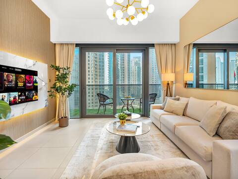 Popular Airbnb listing: Lux 2BR | Burj&Fountain Views | Walk to Dubai Mall in Burj Khalifa