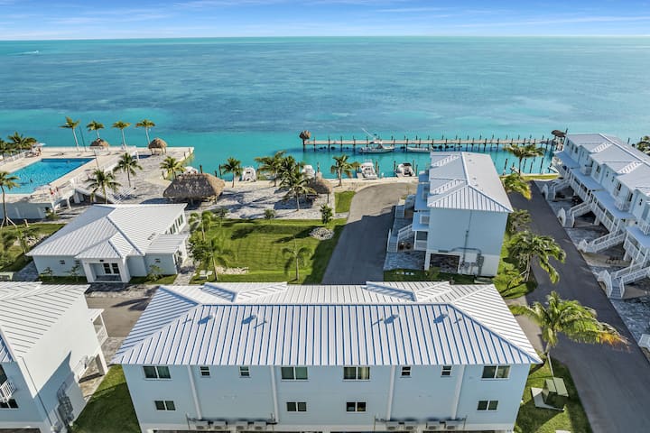#1 Island Hideaway 89 - Ocean Front - Marathon
