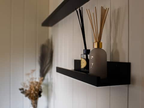 Top Airbnb: Forest house in Ullensvang