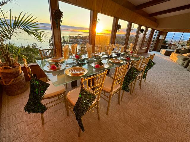 Entire Retreat- 4 beds 2 Bath, Kitchen gallery image 4