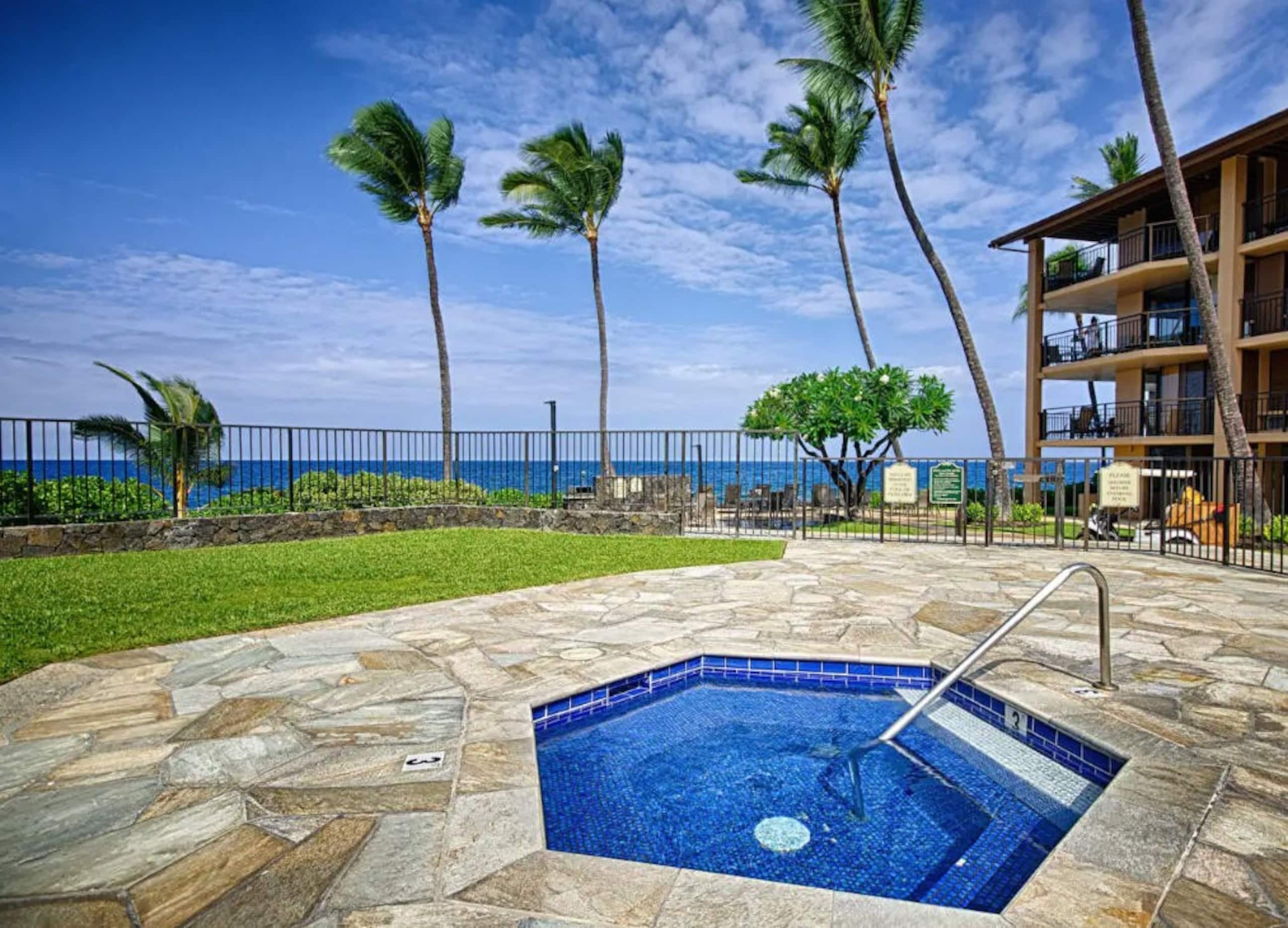 Luxury Oceanside Stay! - Image 37