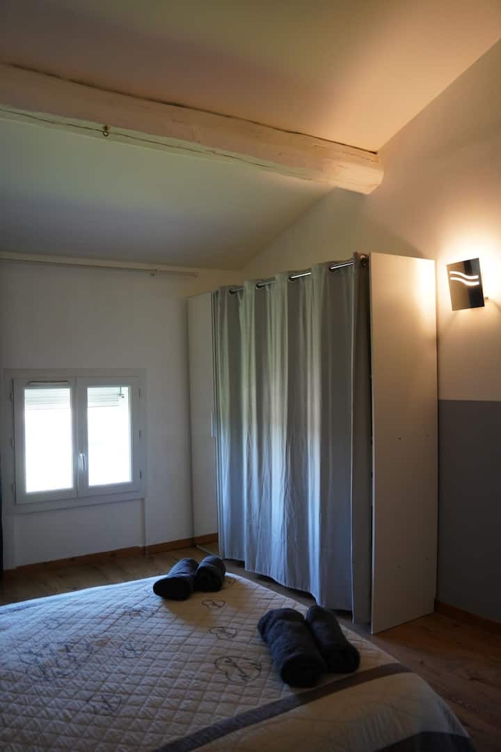 საძინებელი 2