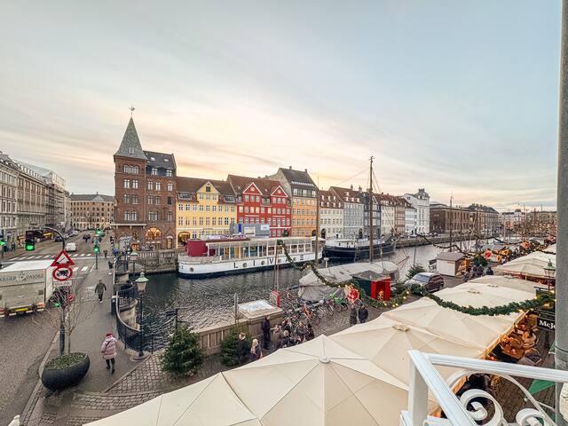 Heart of Copenhagen Nyhavn Views gallery image 4