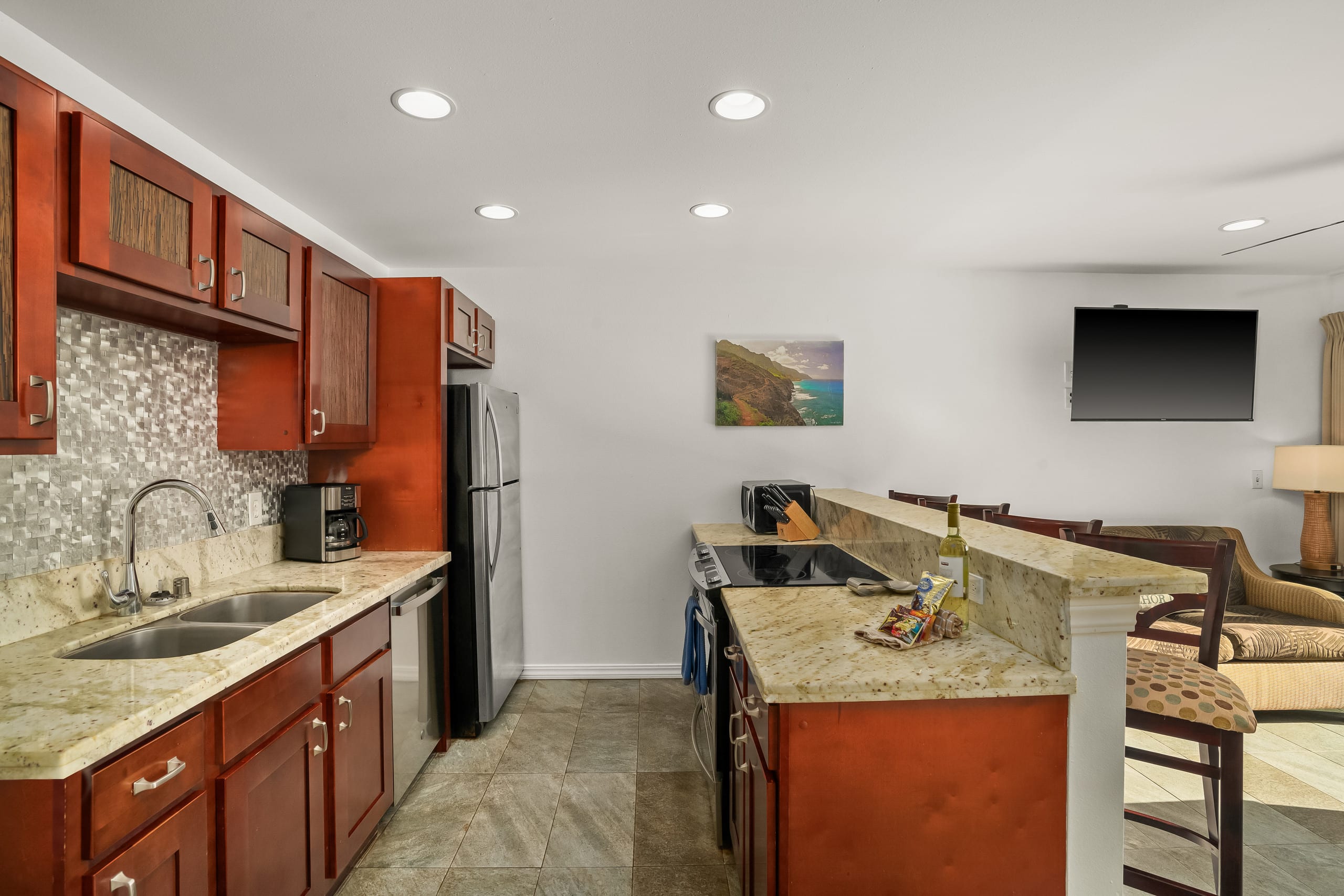 Home in Kapaa · ★4.64 · 3 bedrooms · 4 beds · 2.5 baths - Image 7