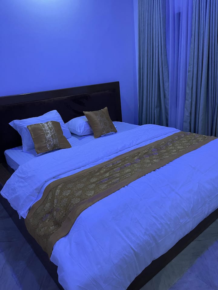 Spavaća soba 3 s bračnim krevetom. 