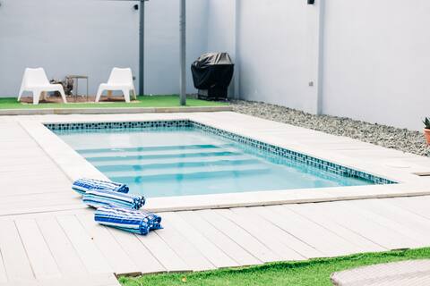 NEW Modern 3BR| Private Pool| 6 min from beach