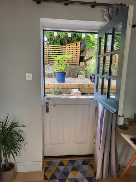 Successful Airbnb property: Royal Crescent View - Bath in Southstoke