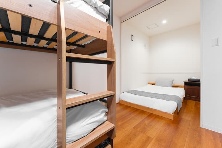 საძინებელი 3