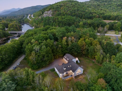 Ultimate 9 BD: Game Rm, Theater, Fire pits, River!
