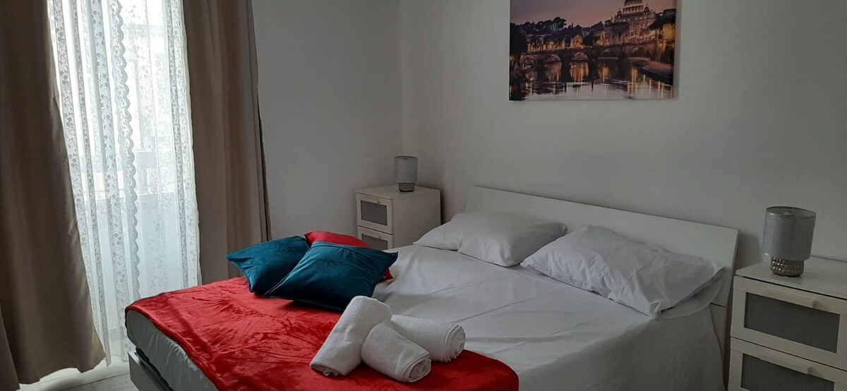 საძინებელი 1