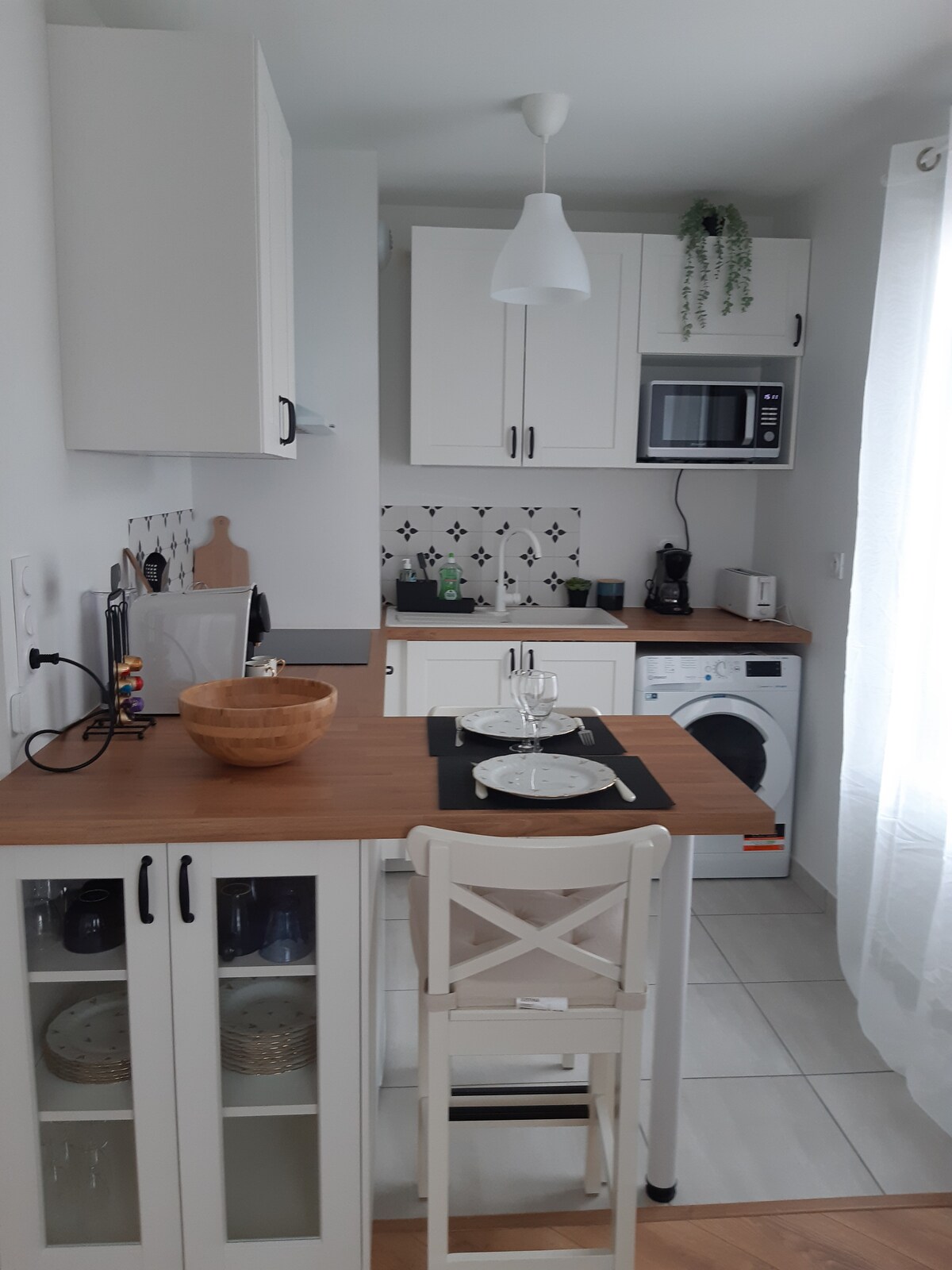 Popular Airbnb listing: Studio Ty Menhir in Fouesnant