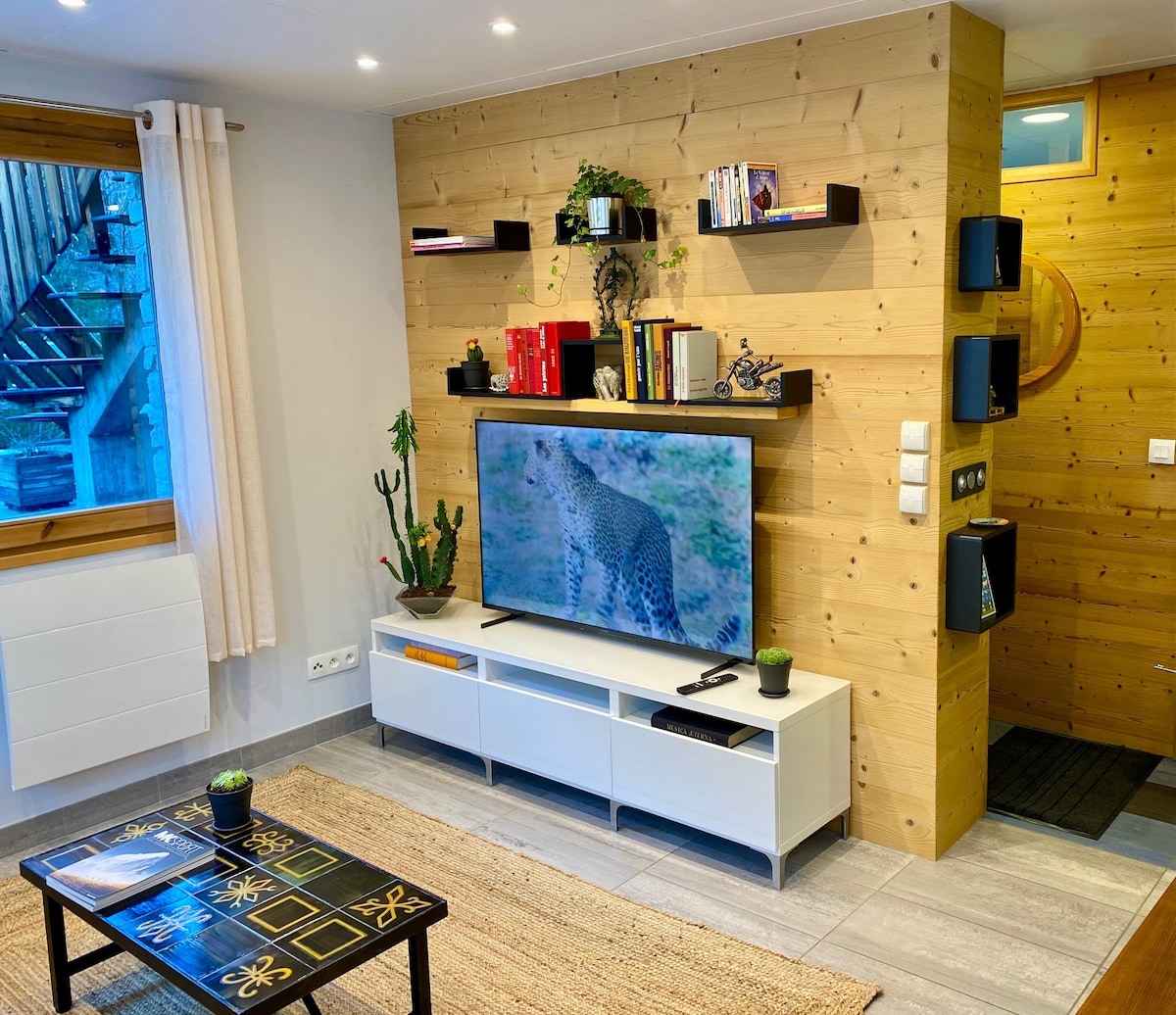 Top Airbnb: Murmure de la Rivière: spacious and very clean à Sainte Foy Tarentaise