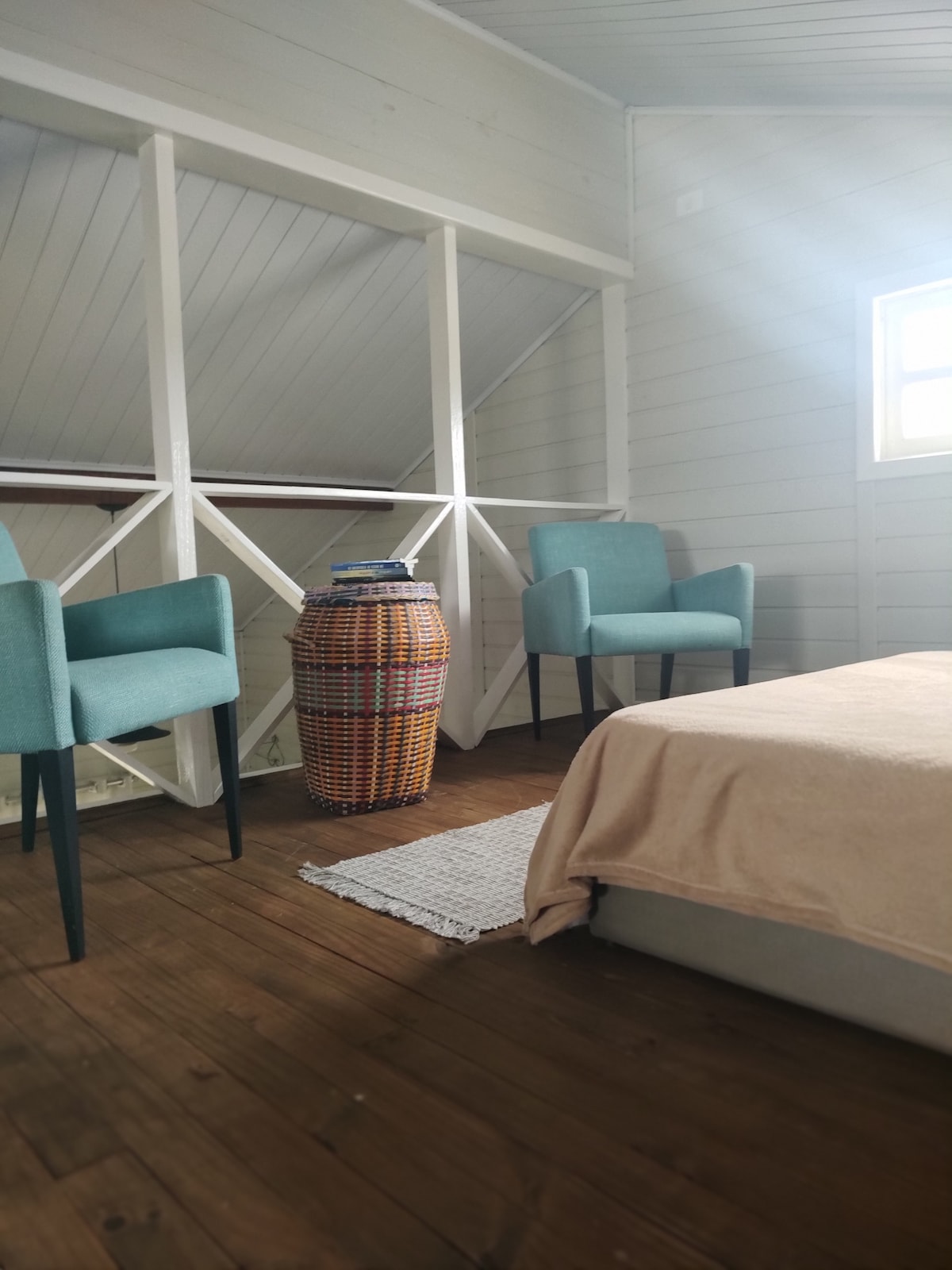 Mezzanine me 3 krevate dopio dhe 3 ventilatorë 